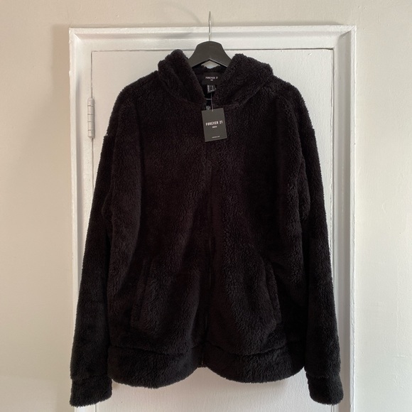 Forever 21 Other - 🌟Host Pick🌟 Forever 21 Black Faux Fur Hoodie